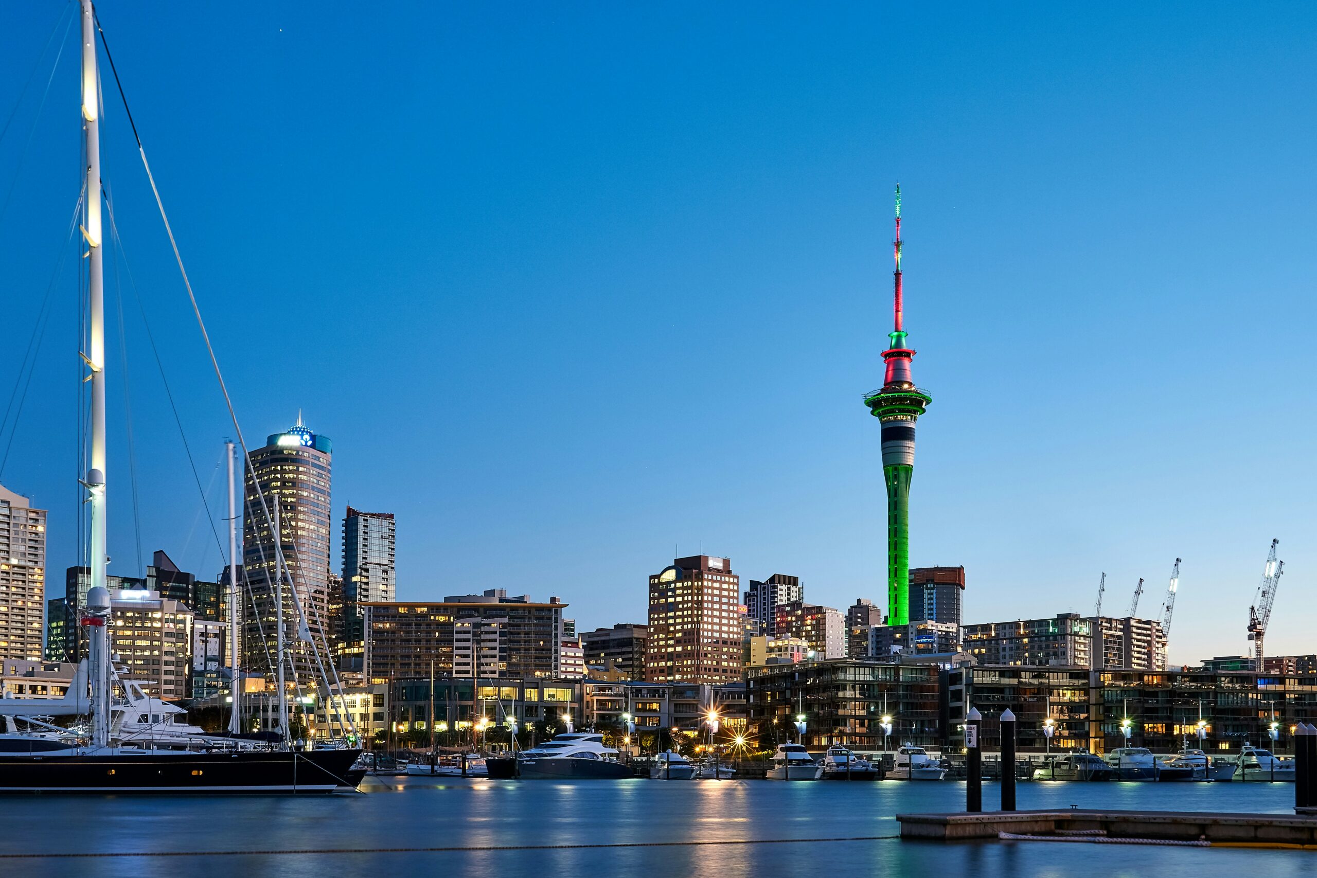 New Zealand in 5 Days – Mountains, Fjords & Adventure